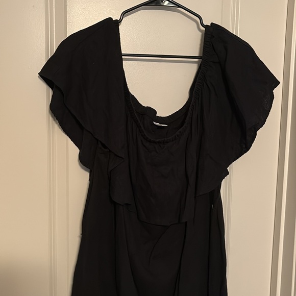 Black dress - Picture 3 of 3